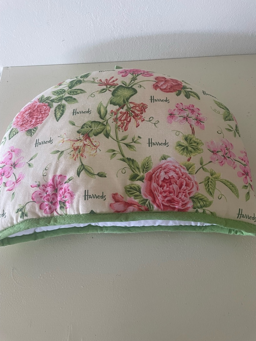 Harrods  Tea Cozy Pink and Green Flowers NNT